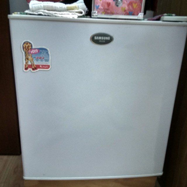 47L Mini Bar Fridge, TV & Home Appliances, Kitchen Appliances