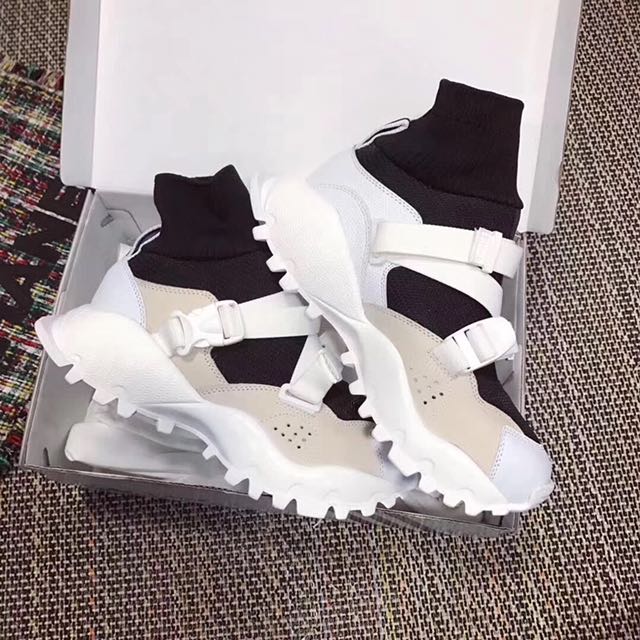 adidas hyke