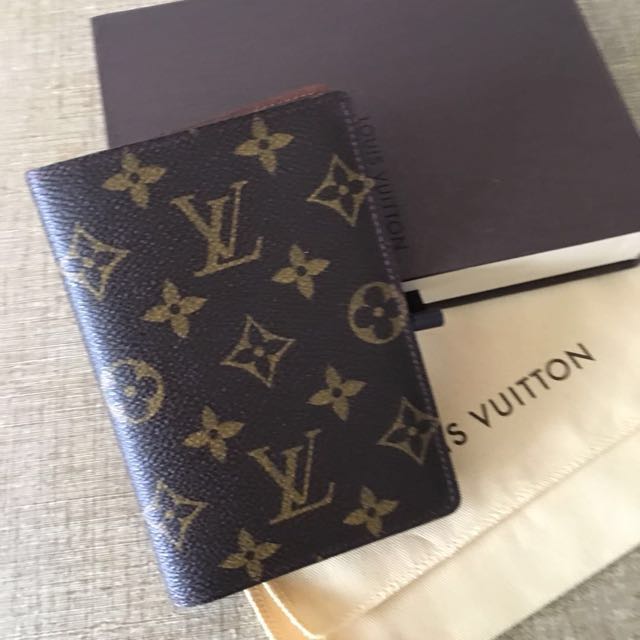 AUTHENTIC LOUIS VUITTON PASSPORT COVER IN MONOGRAM, Luxury, Bags & Wallets on Carousell