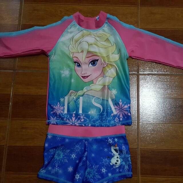 Disney Elsa Frozen Rashguard