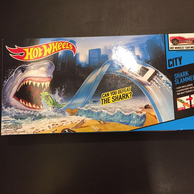 hot wheels shark slammer