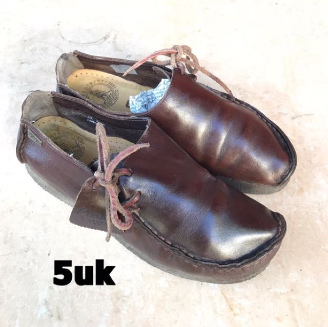 kasut clarks lugger