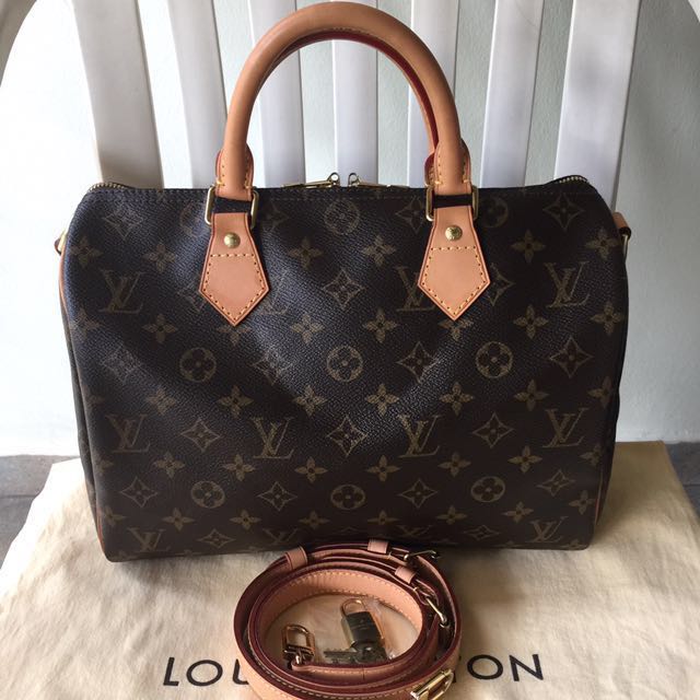 LV speedy 25 bandouliere, Luxury, Bags & Wallets on Carousell