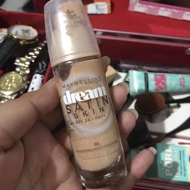 maybelline dream satin foundation b5