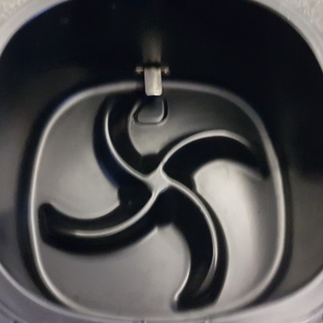 Philips HD9920 air fryer + Baking Tray, TV & Home Appliances, Kitchen