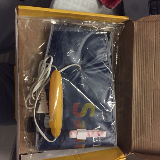Sauna Belt (Category: Massage Devices) located in Manila. Submitted by roms88 (Listing ID 139370929, Image 2). Description: For SALE below item... - Items Descriptions - Sauna Belt - Condition - New Condition - Warranty - No - Meet up - Sta Rosa Laguna / nearby areas. Anyone interested pls PM / TXT 09282984113 Thanks and God Bless 👌👌👌.