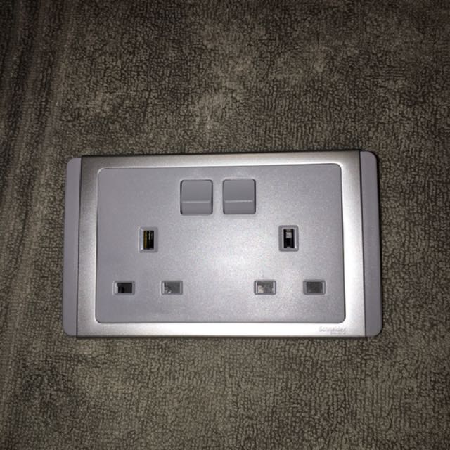 Schneider Neo 2 Gang Power Switch Socket Grey, TV & Home Appliances, Electrical, Adaptors