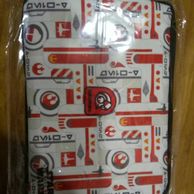 The Last Jedi Tablet Pouch Selling At 8 Mobile Phones Tablets Mobile Tablet Accessories On Carousell