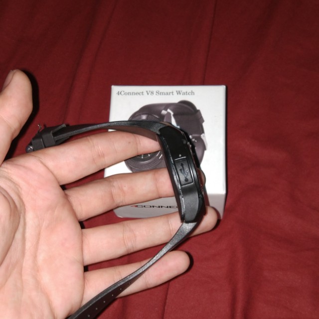 4connect v8 smartwatch