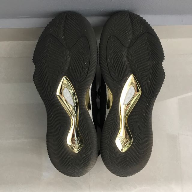 Adidas crazylight boost low 2017 2025