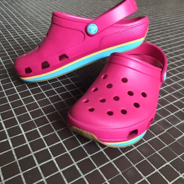 crocs anti slip shoes