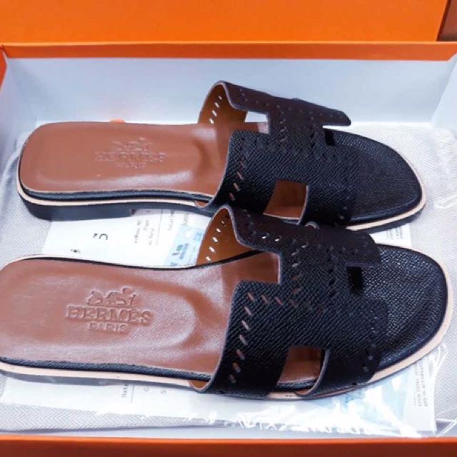 Hermes Oran Slippers (Category: Luxury Apparel) located in Manila. Submitted by mylittlewardrobe88 (Listing ID 139670400, Image 3). Description: Authentic high end Hermes Oran Slippers 10 colors available Sizes: 35-40 .