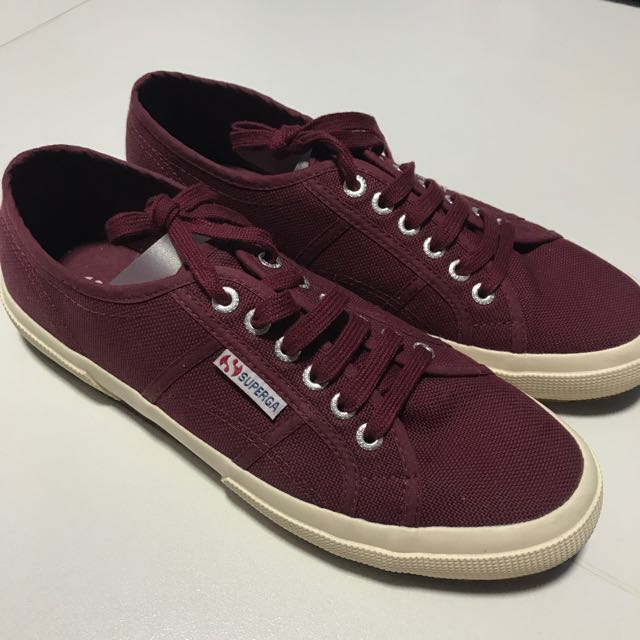 Maroon deals superga sneakers