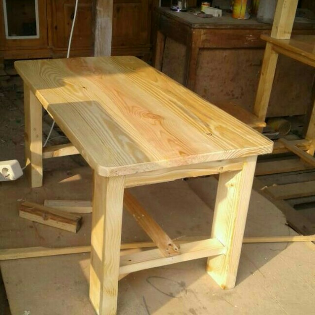  Meja kayu jati belanda  Perabotan Rumah di Carousell