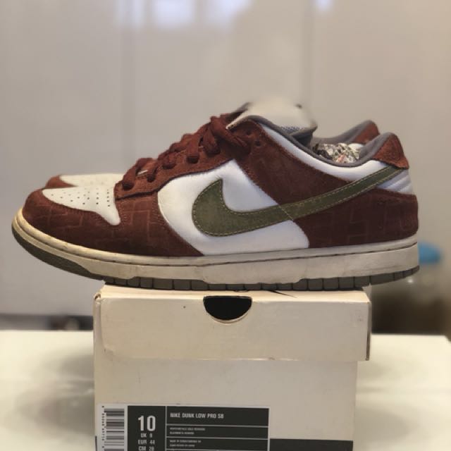 Nike Dunk Low Sb Shanghai used Pre-owned size US10, 男裝, 鞋, 波鞋