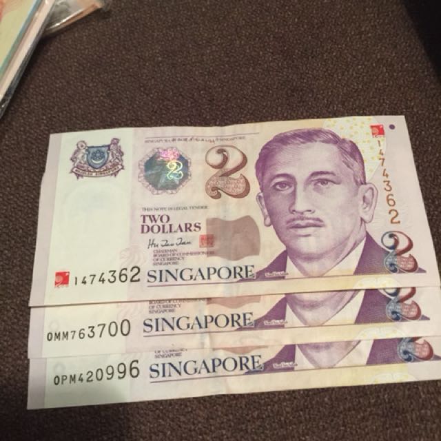 $2 notes (Category: Currency) located in Singapore. Submitted by andrew7421969 (Listing ID 139765447, Image 3). Description: .
