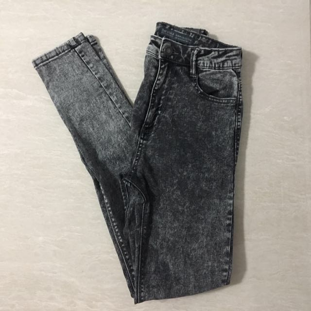 black acid wash jeans