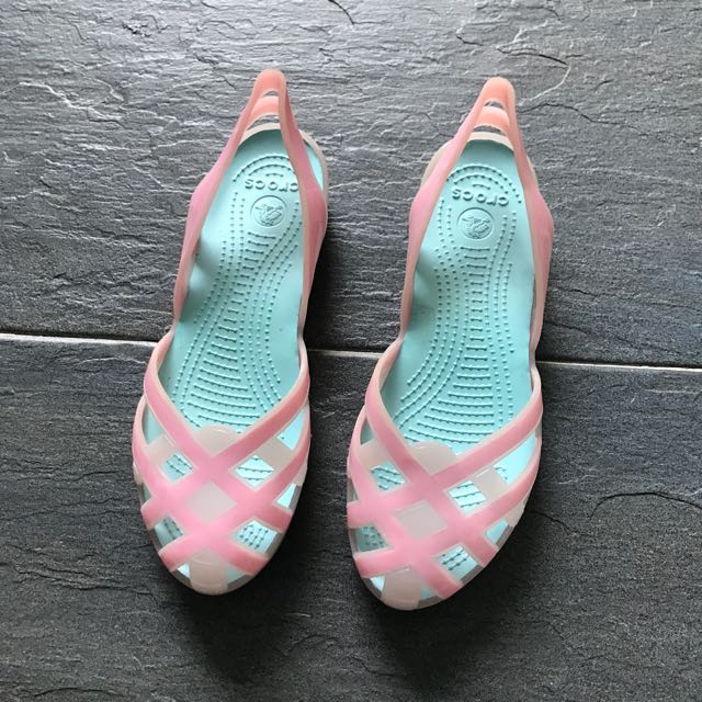 crocs size j6