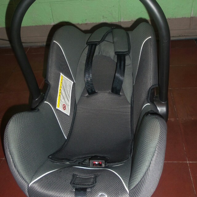 giant carrier car seat