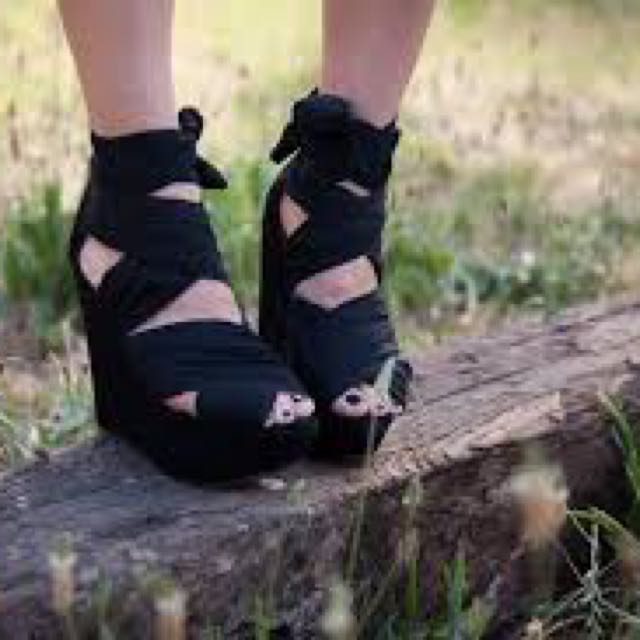 Topshop hotsell black wedges