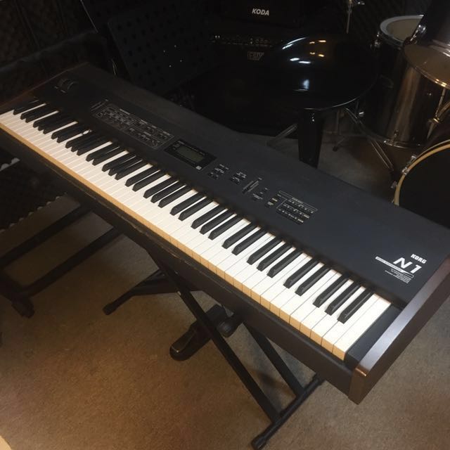 N1 SYNTHESIZER, 興趣及遊戲, 音樂、樂器 & 配件, 樂器 Carousell