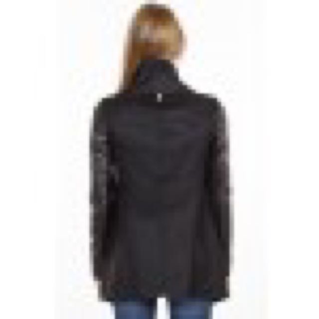 Mackage vane top