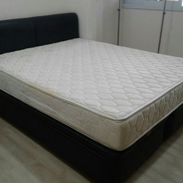 Dunlopillo Queen Size Storage Bed, Furniture & Home Living, Furniture