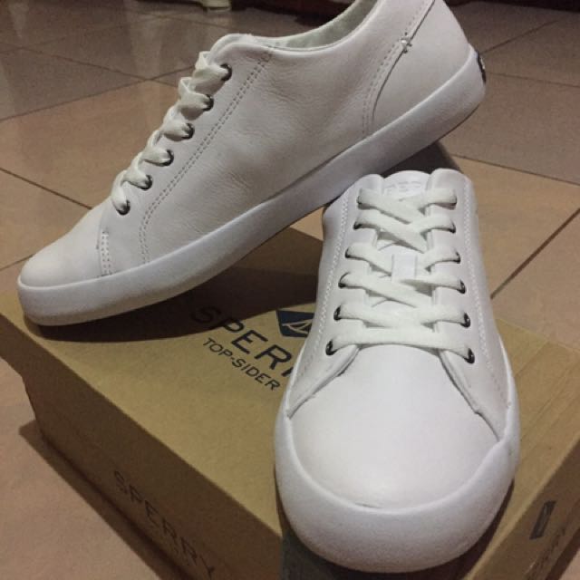 sperry leather white sneakers