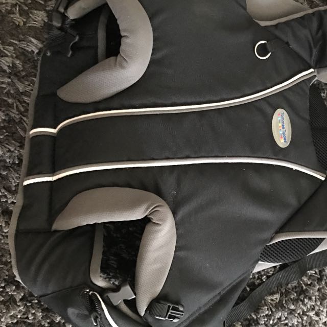 tommee tippee baby carrier