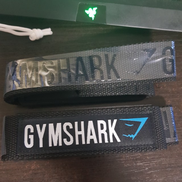 Gym shark padded lifting strap, Sports Equipment, Exercise & Fitness,  Toning & Stretching Accessories on Carousell