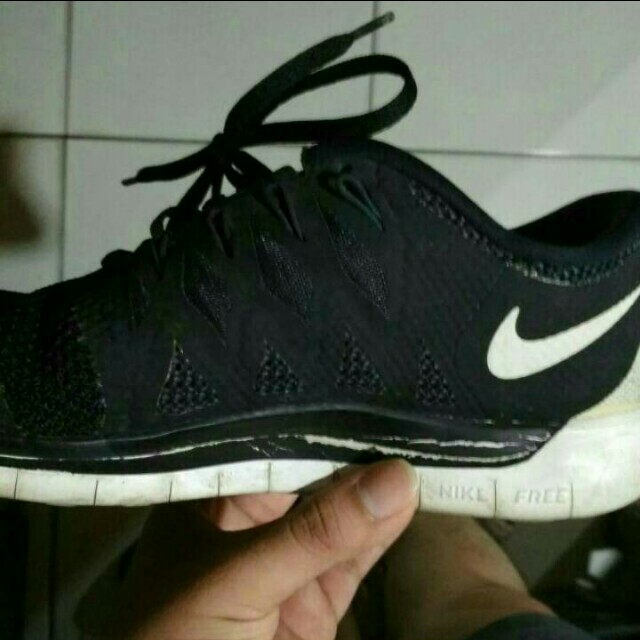 Harga sepatu 'free sales 5.0 original