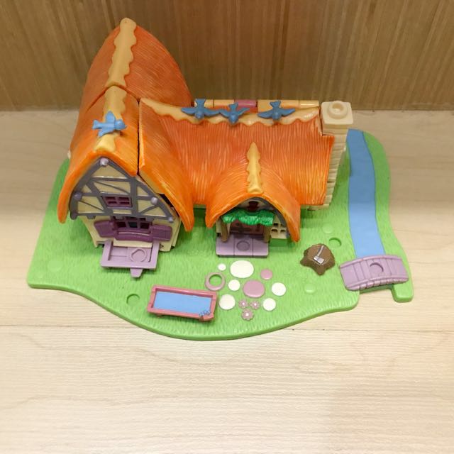 Polly Pocket 1995 Snow White Cottage From Bluebird Toys Games