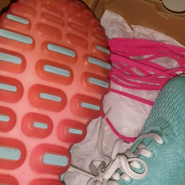 Skech air memory foam gel infused top