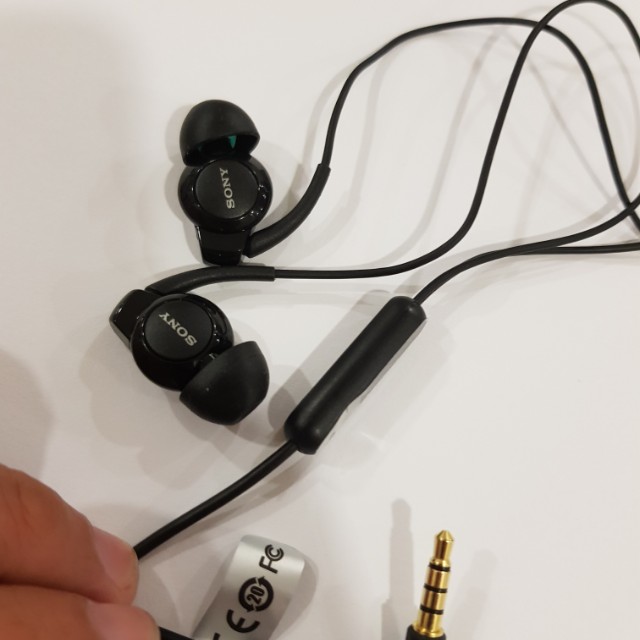 sony earphones with wire