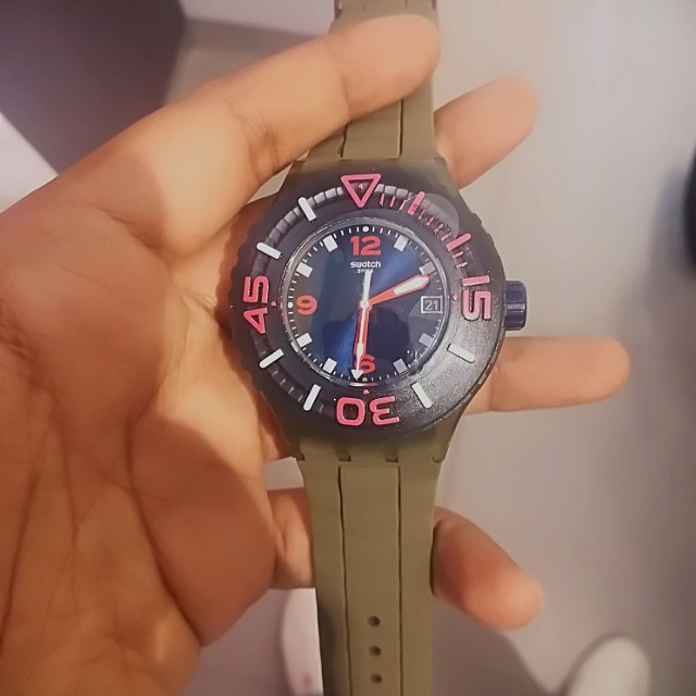 Swatch whalebone top