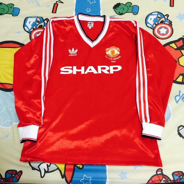 Vintage Manchester United 1982 84 Home Shirt Long Sleeve Fa Cup Winner 1983 Sports On Carousell