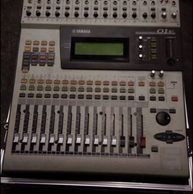 yamaha 01v digital mixing console, 興趣及遊戲, 音樂、樂器