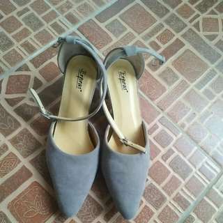 Sepatu tapak tahu