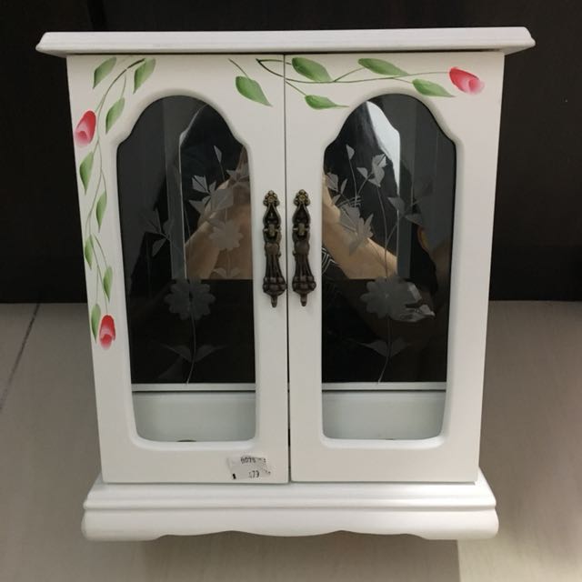 Classic Vintage Mini Wardrobe Jewelry Box Women S Fashion