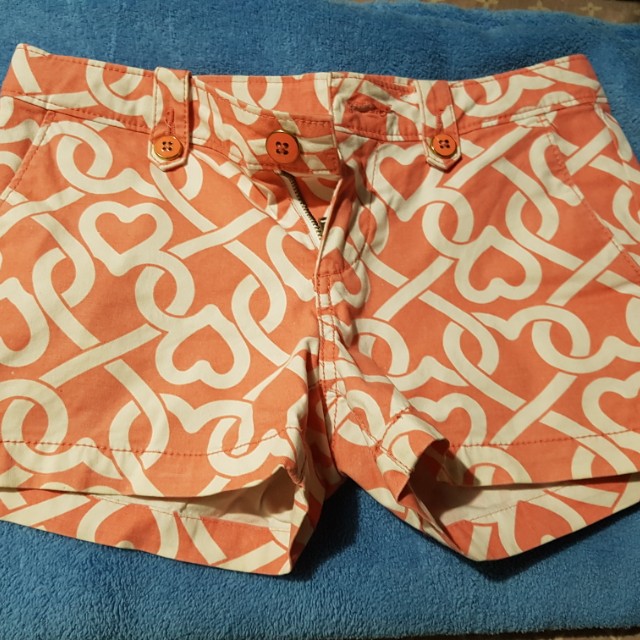 Gap Short, Women's Fashion, Bottoms, Shorts on Carousell