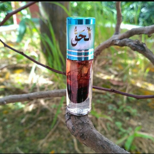 Hot New Item Minyak Raja Asihan 7 Bidadari Kayangan Vintage Collectibles Religious Items On Carousell