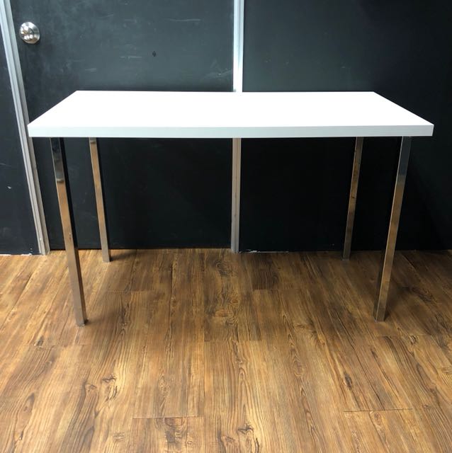 IKEA 120CM Godvin table