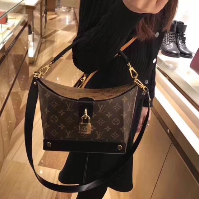 Louis Vuitton Nice Mini, Women's Fashion, Bags & Wallets, Cross-body Bags  on Carousell