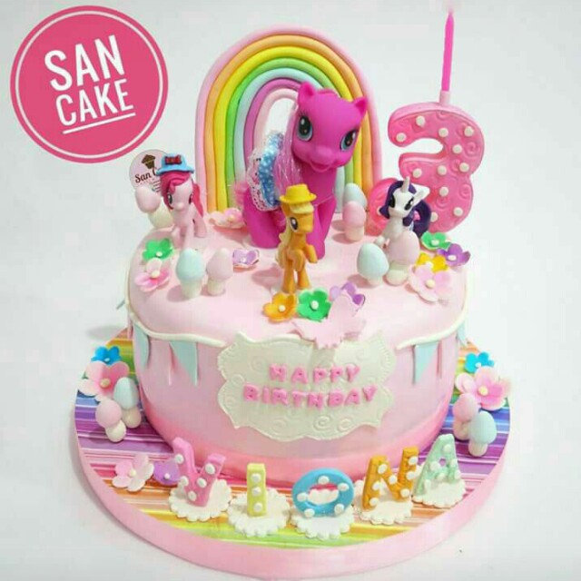 Pony Birthday Cakes Food Drinks Baked Goods On Carousell