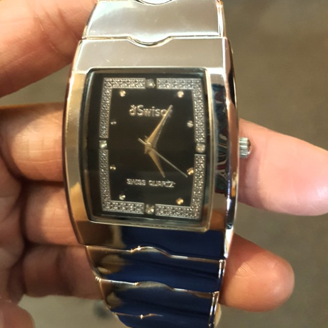 SWISOR Wrist Watch (Unisex), Men's Fashion, Watches & Accessories ...