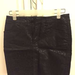 H&M black leopard mini skirt