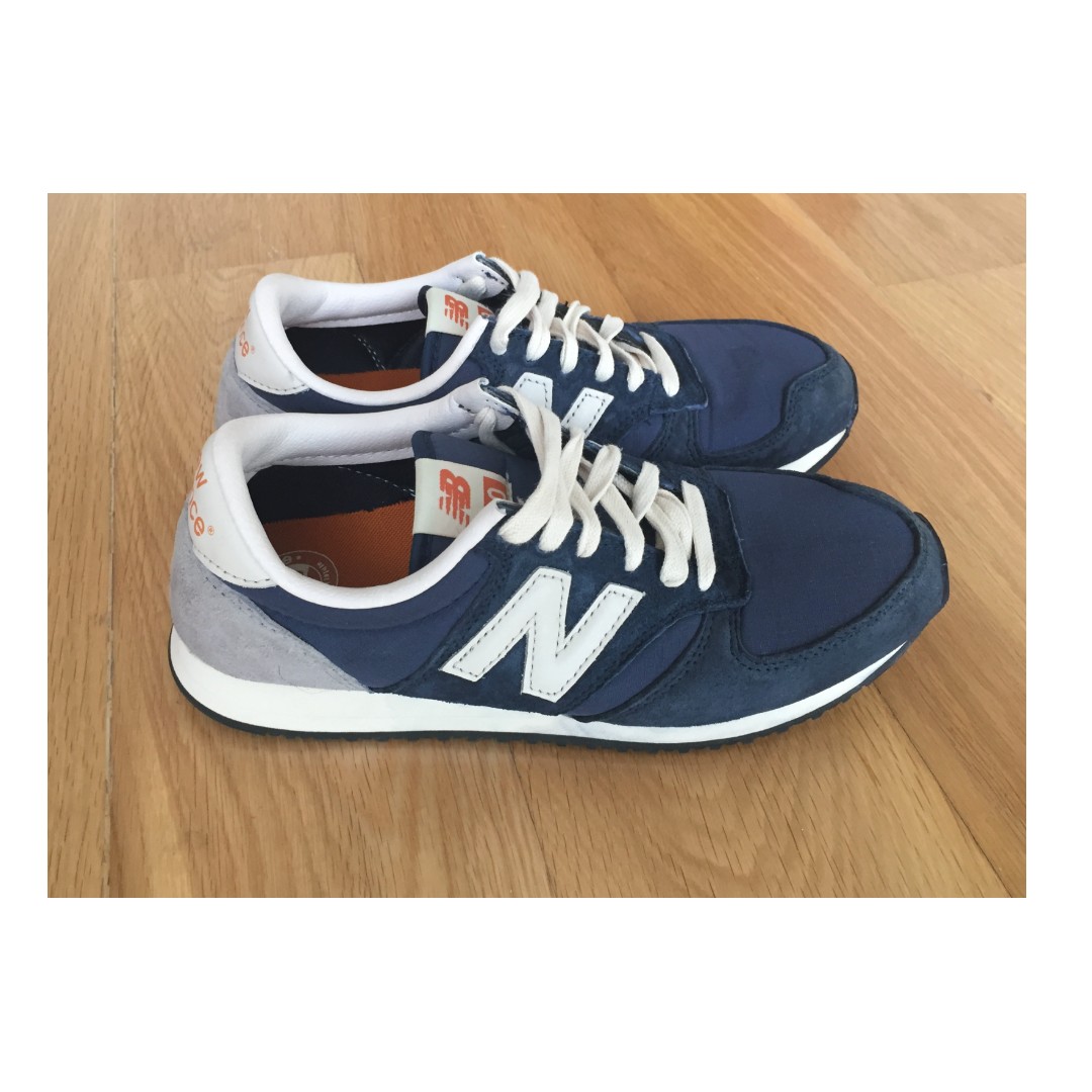 new balance 420 navy vintage trainers