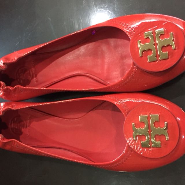 tory burch red flat shoes