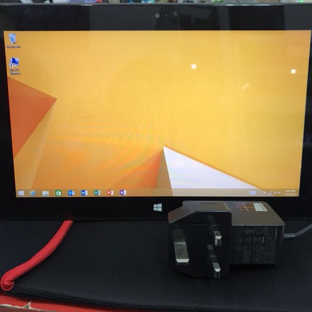 Windows Surface touchscreen (Category: Computer Parts) located in Port Dickson. Submitted by smilephotoshop (Listing ID 140366819, Image 1). Description: .