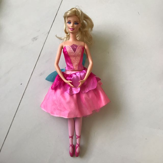 barbie dress change